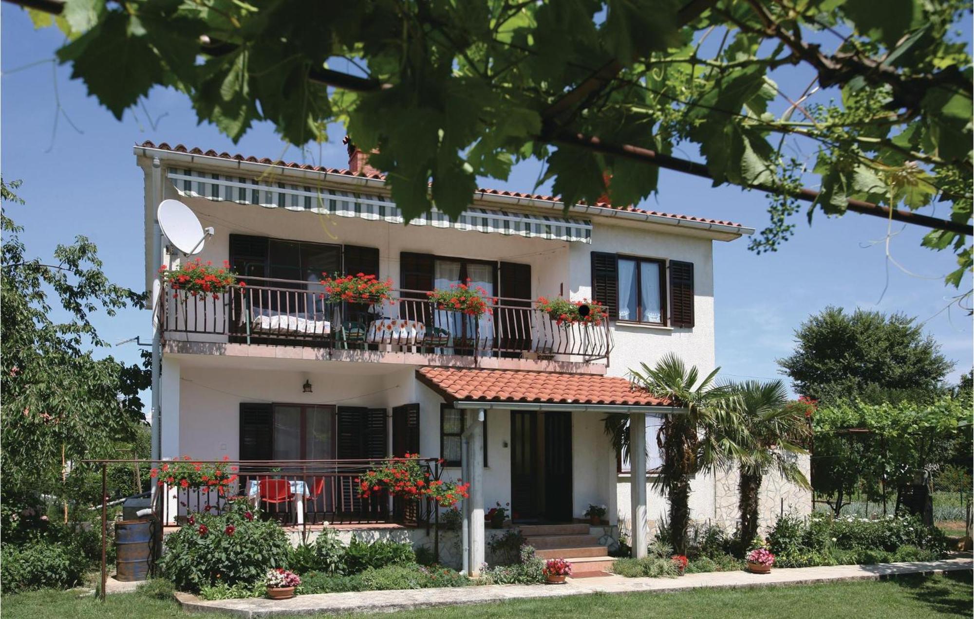 2 Bedroom Gorgeous Apartment In Labin Rasa Екстер'єр фото