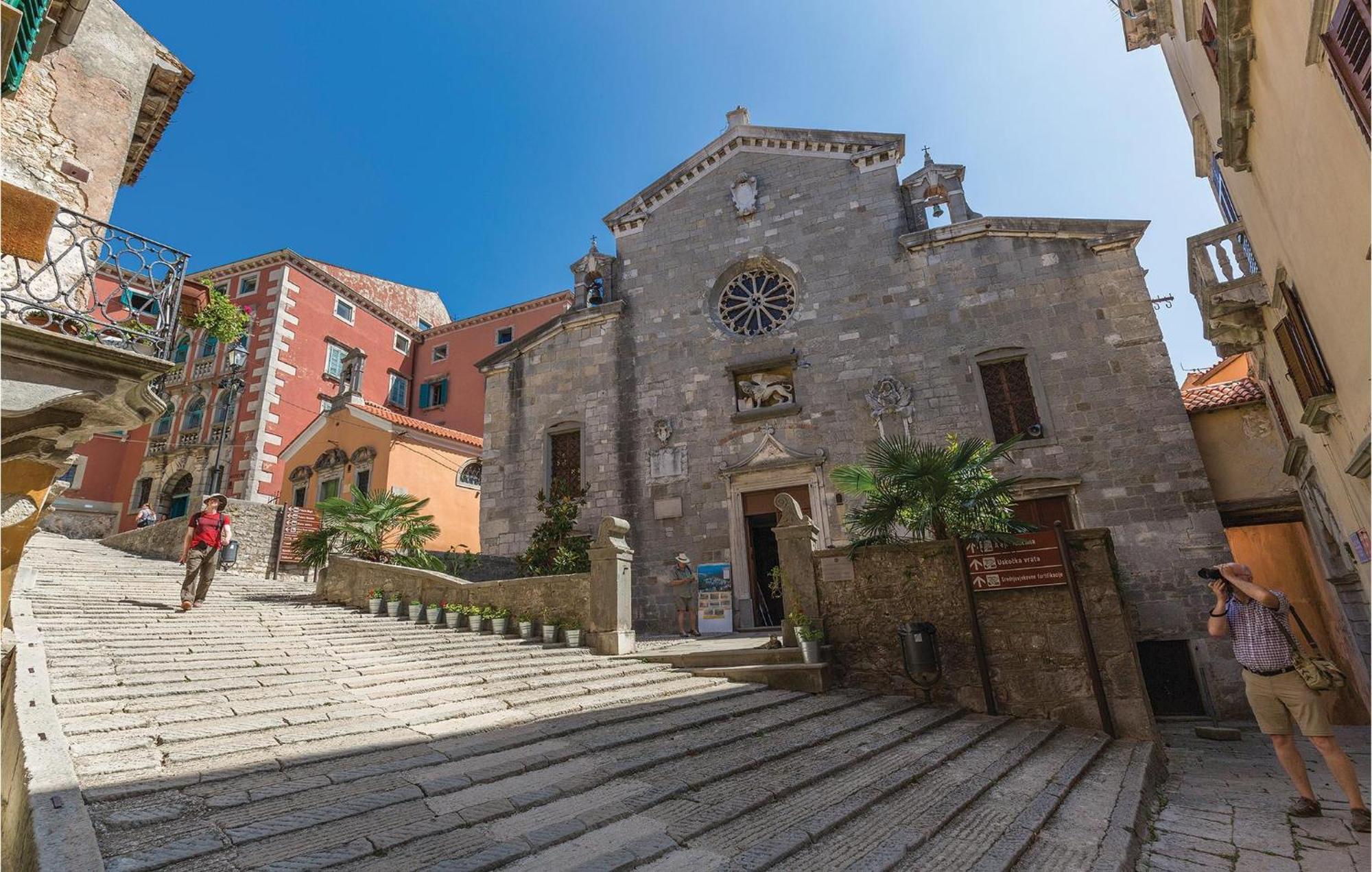 2 Bedroom Gorgeous Apartment In Labin Rasa Екстер'єр фото